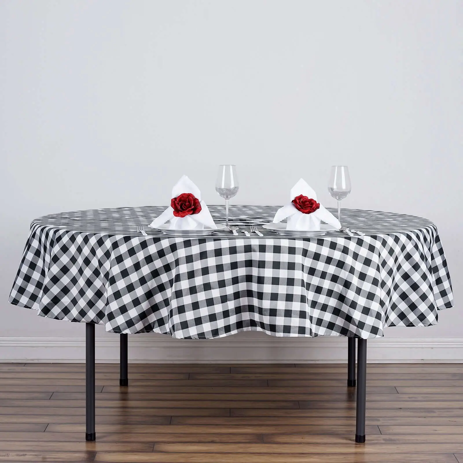 90" Polyester Buffalo Plaid Round Tablecloth - White-Black, Washable Outdoor Safe Tablecloth for Wedding Events, Outdoor Safe Tablecloths