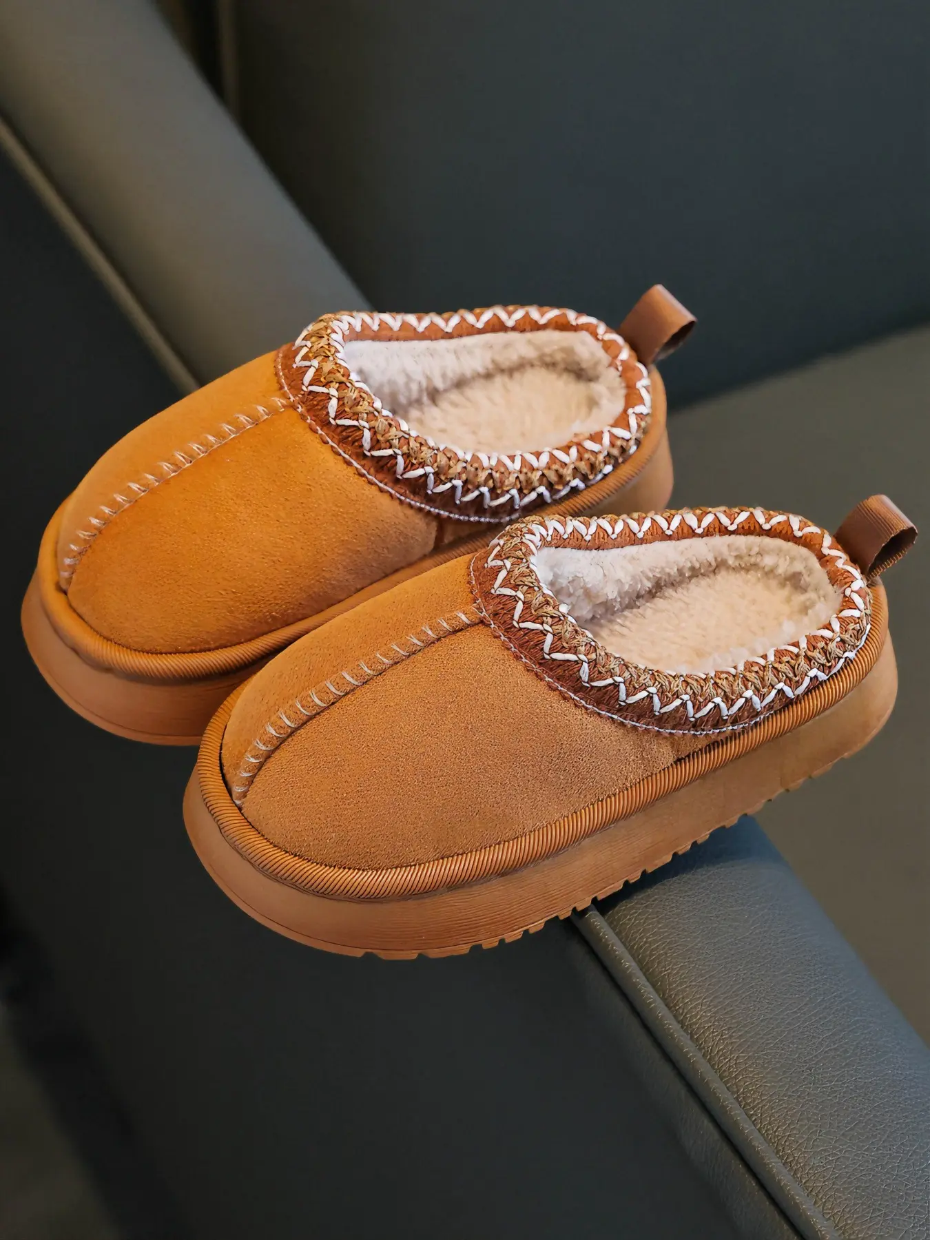 Fall Winter New Style Indoor Fuzzy Slippers, Boys & Girls Toddler Kids Soft Sole Comfortable Home Shoes
