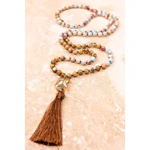 Tama Necklace Empire Beige