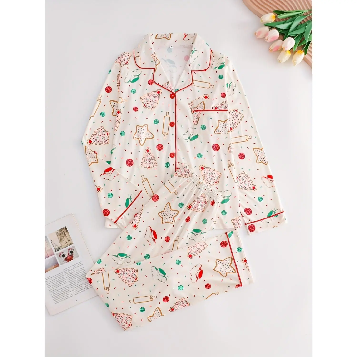 Christmas Print Long Sleeve Pajamas, Lightweight Button Pajamas Long Sleeve Top and Pants, Elegant Women's Pajamas and Loungewear
