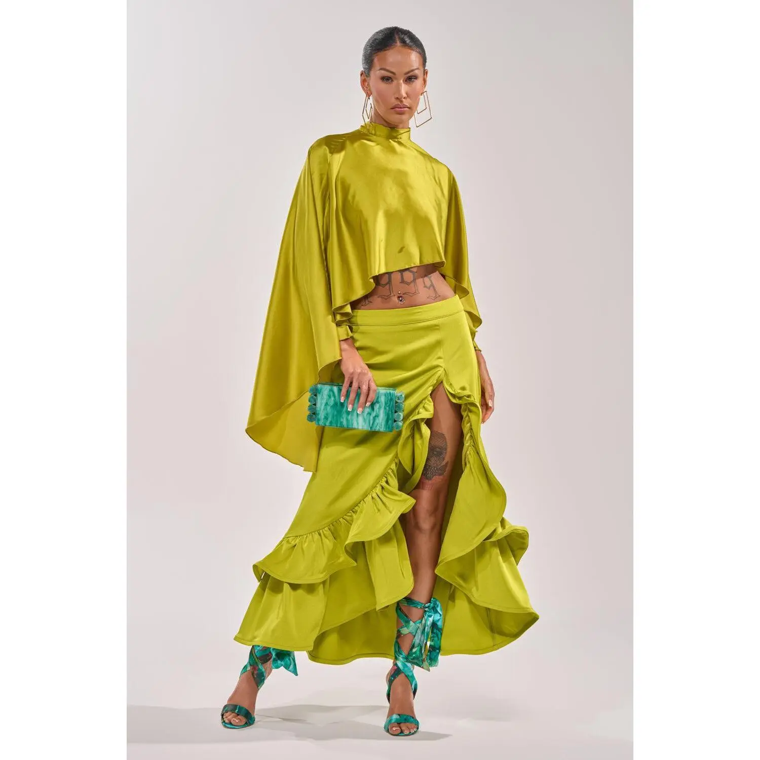 LADY LUXE RUCHED MIDI SKIRT WITH HIGH SLIT