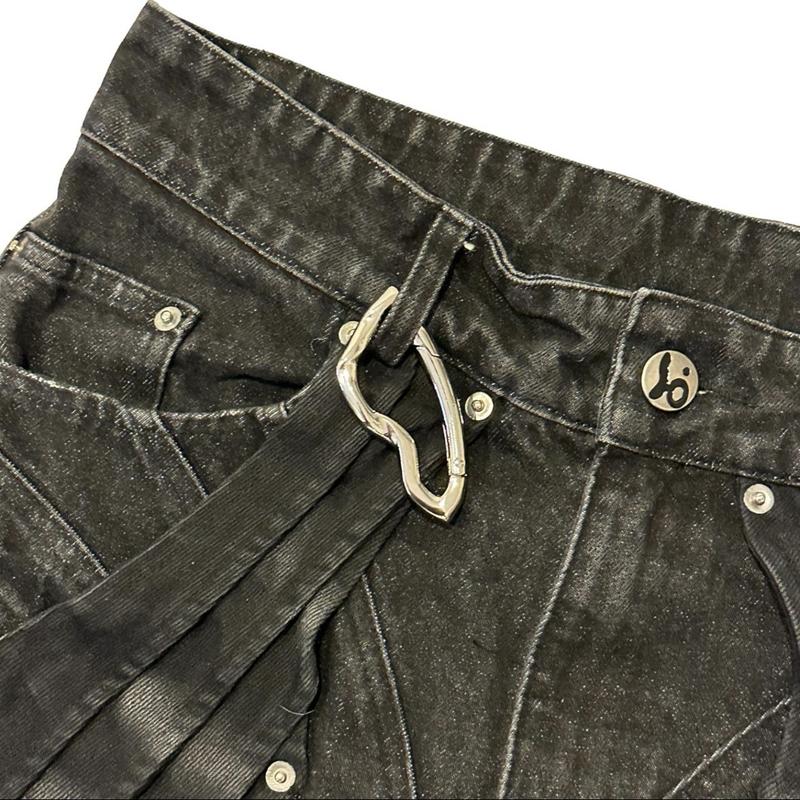 Locking Carabiner Keychain - Secure D-shape spring hook for keys, packs, belts & bottles. Heavy-duty rustproof clip for camping, travel & daily carry