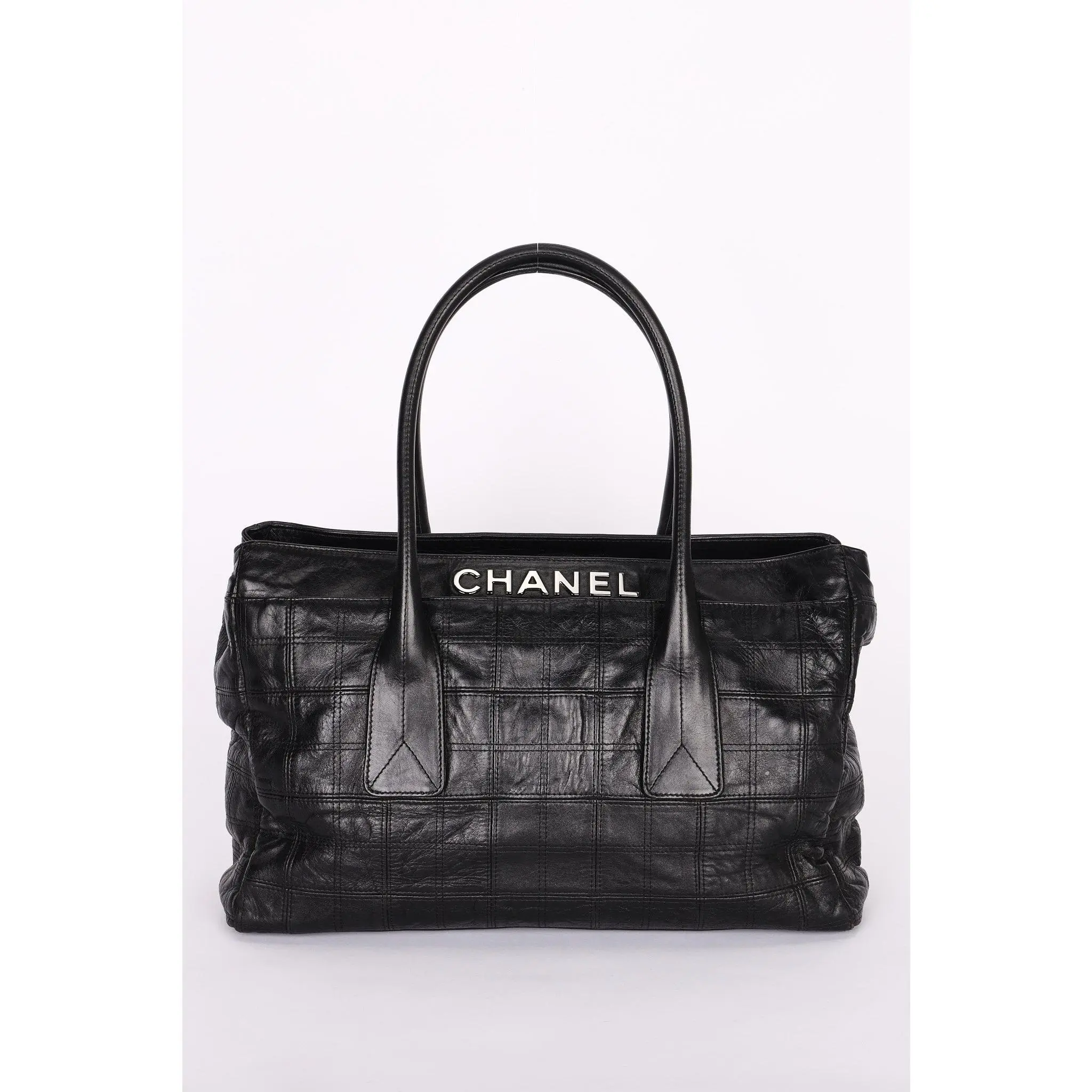 Pre-owned Designer Handbag/Wallet Chanel LAX Quilted Tote Black 2007 DSHW Drop 70