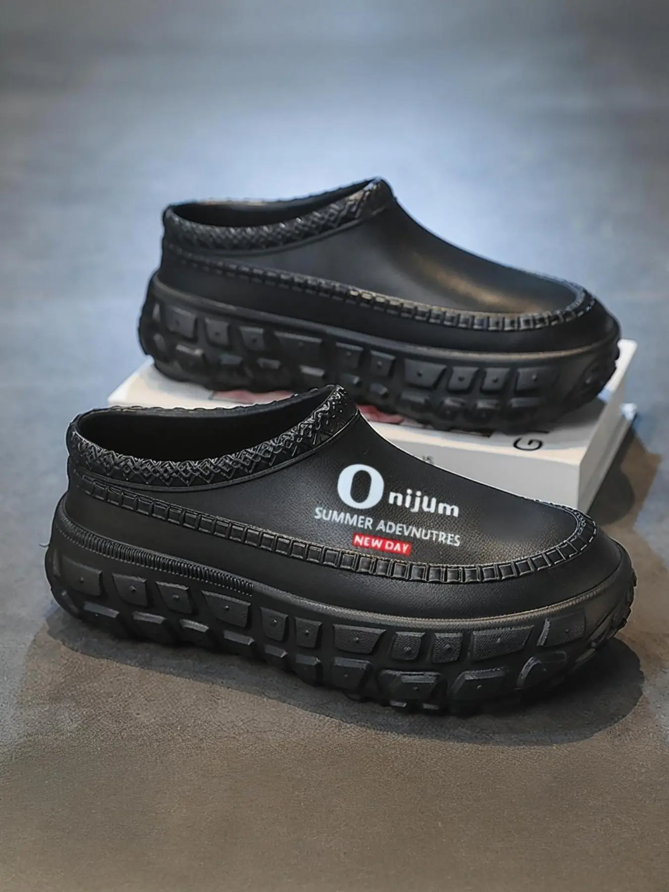 Unisex's Waterproof & Non-slip Platform Fashion Slippers, Slip ons Slippers, Lightweight Simple Slip on Shoes for Men & Women, Casual Comfortable Breathable Shoes for Daily Wear, Home Footwear, House Slippers, Indoor Slippers