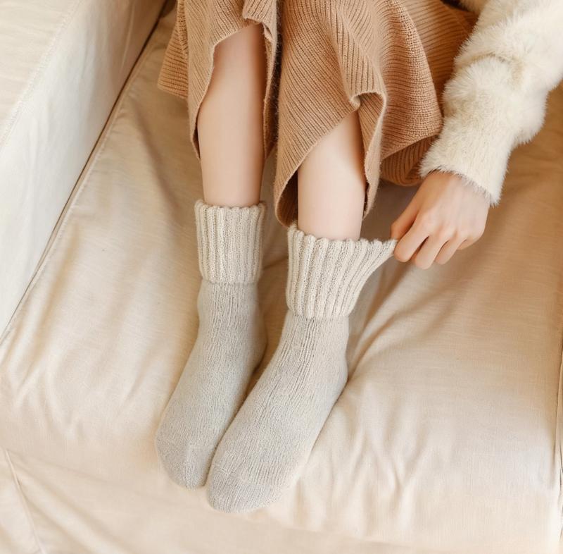 5/10/15/20 Pairs Women's Solid Mid-calf Socks, Casual Soft Comfy Minimalist Warm Socks for Fall & Winter Women's Socks for Daily Wear