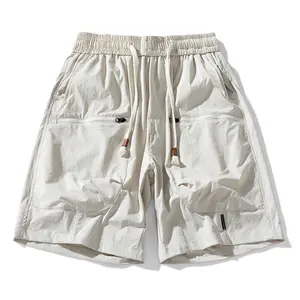 New unisex casual cargo shorts for summer—trendy knee-length workwear/techwear style, loose and relaxed athletic fit