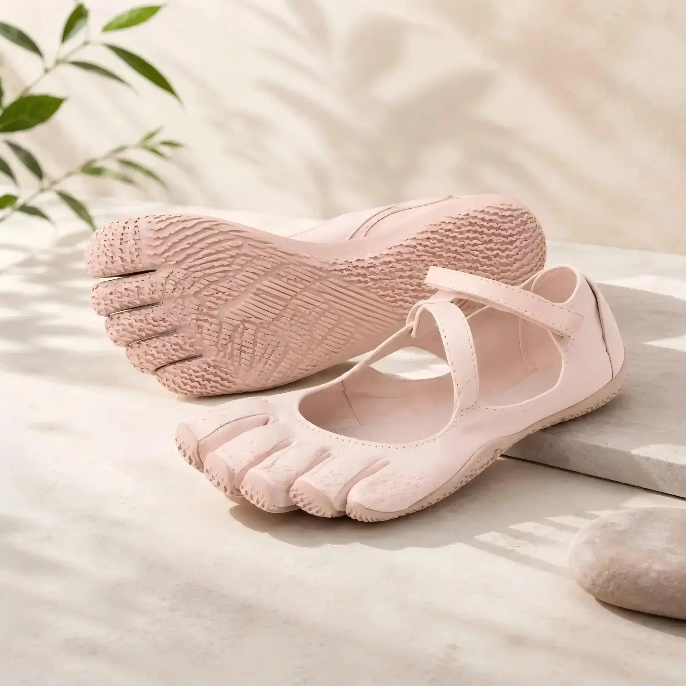 Women's Split-Toe Ballet Flats, Sporty Nylon Barefoot Shoes, Lightweight & Non-Slip for Yoga, Pilates & Indoor Sports, Dancing Shoes, Toe Shoes