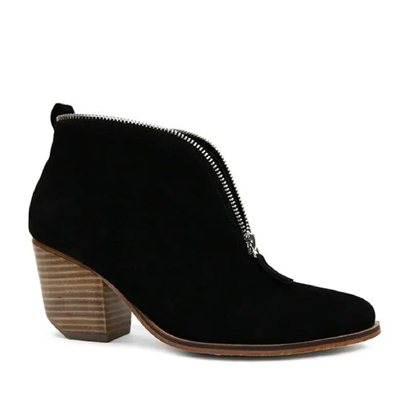 Carrier black