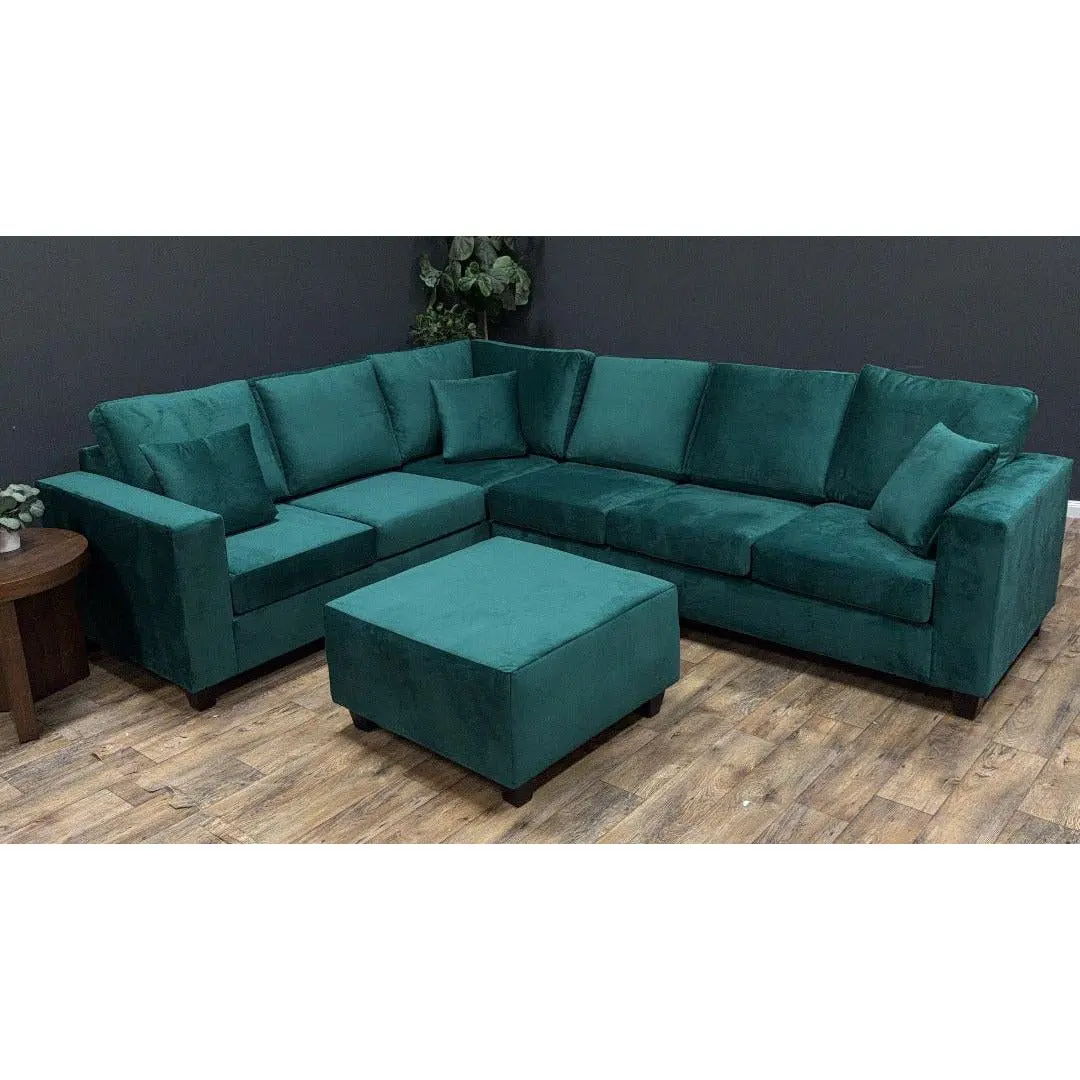 Eilis Sectional Sofa with Ottoman in Harmony Emerald