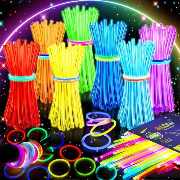 100PCS 8" Plastic Unisex Glow Sticks Party Favors - Colorful Glow-in-the-Dark Bracelets & Necklaces, Neon Festive Supplies, Kids' Gifts for Halloween, Birthdays & Parties