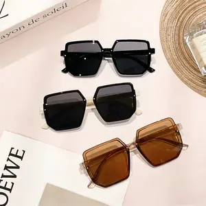 3 pairs of retro sun shading large frame sunglasses, stylish and versatile, simple Y2K casual sun protection and anti glare glasses, suitable for daily wear and summer fashion accessories for beach vacations