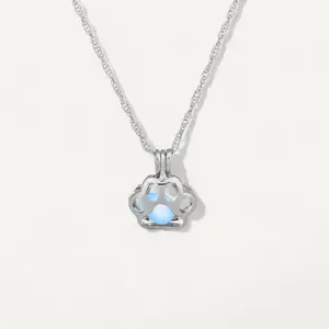 Luminous Cat Paw Necklace