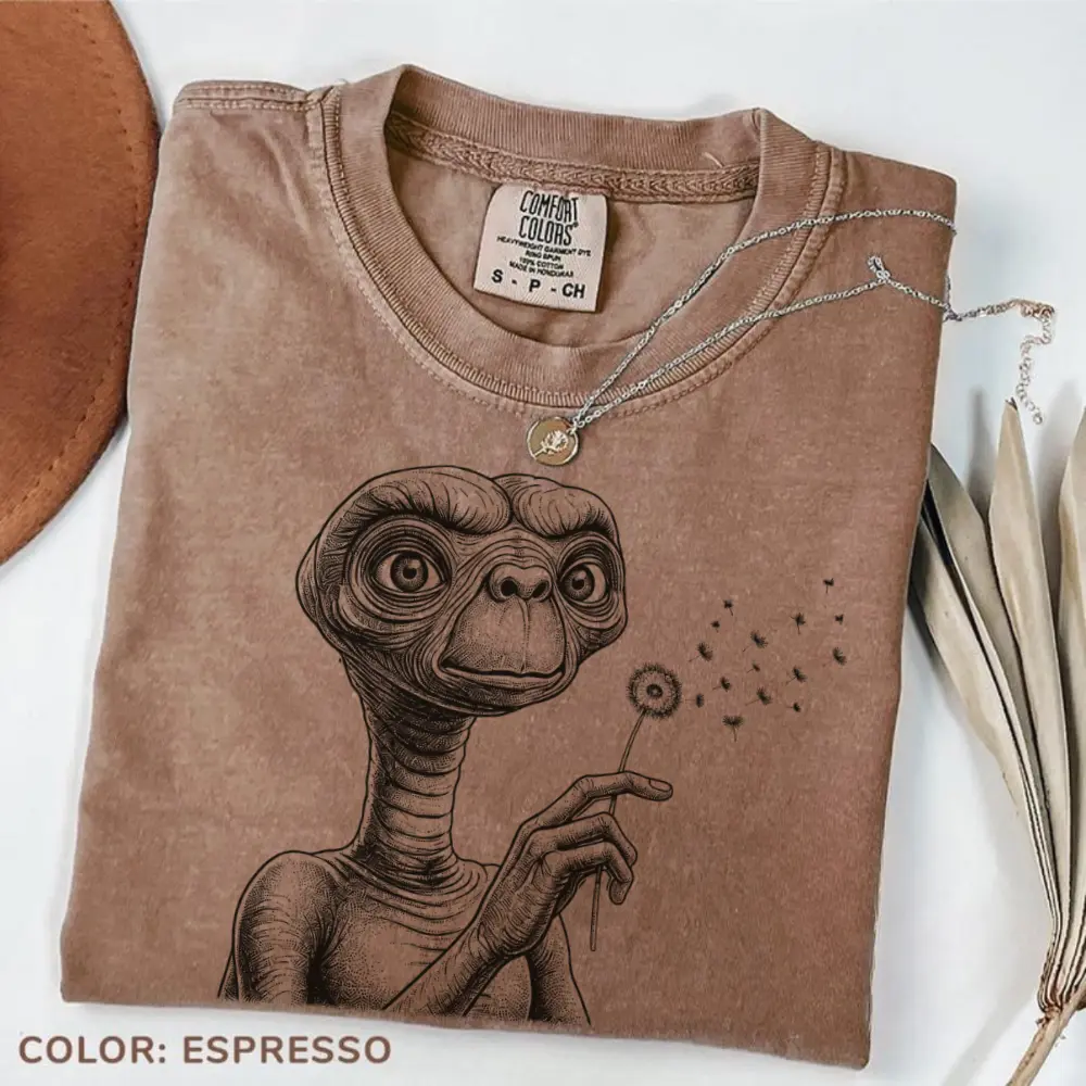 Comfort Colors Alien Shirt, Funny Cryptid Tee, Extraterrestrial Graphic Tee, Sci Fi Gift, I Want to Believe, Area 51 Space Lover, Cryptid Gift