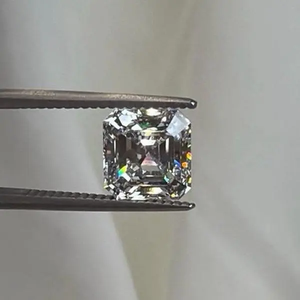 IGI Certified Lab-Created 3.00ct Modern Asscher Step-Cut Loose Single Diamond - D/VS1 High Clarity Grade for Engagement Rings