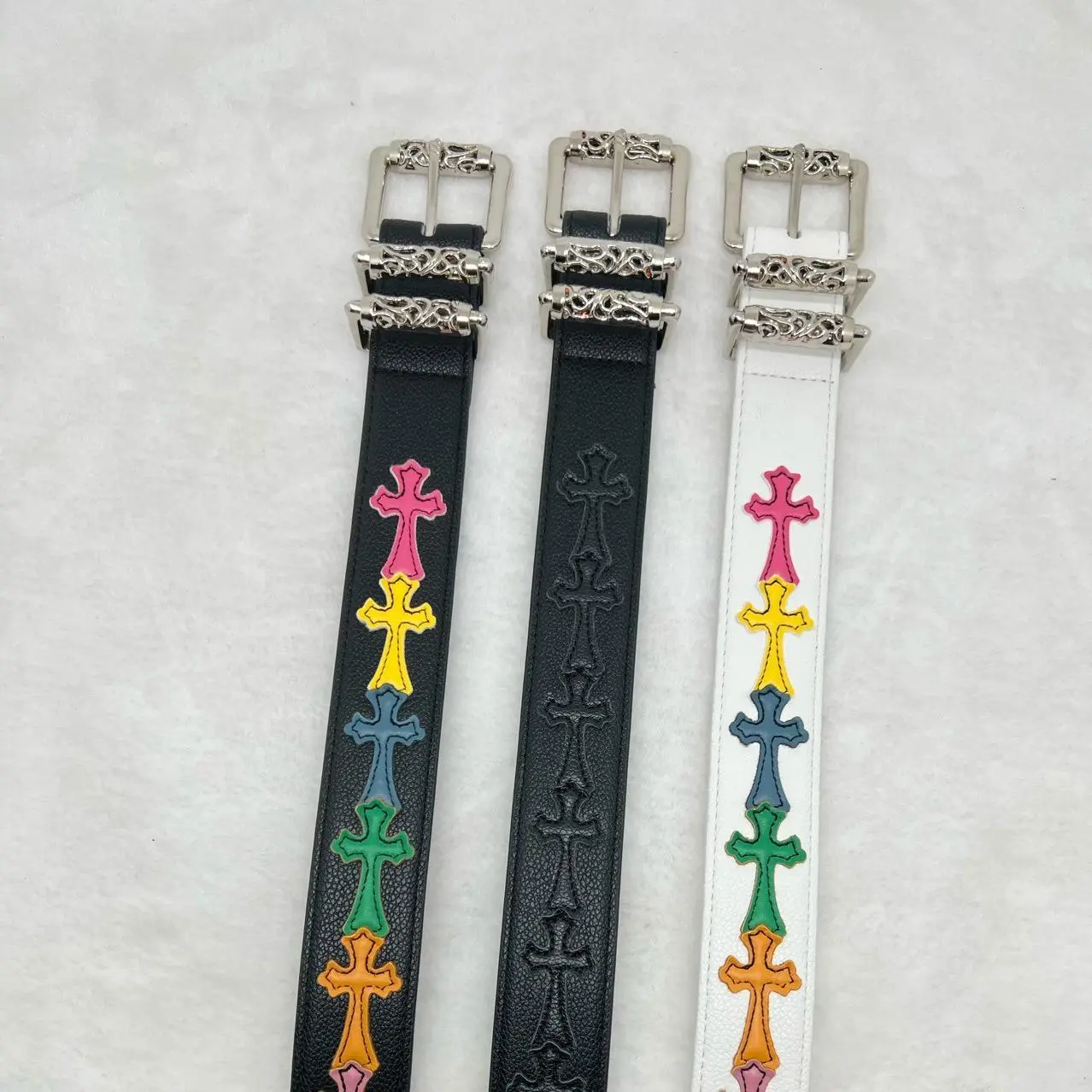 Stylish CH Crowe Belt – Unisex Vintage Roller Pin Buckle with Hollow Star and Vine Cutouts