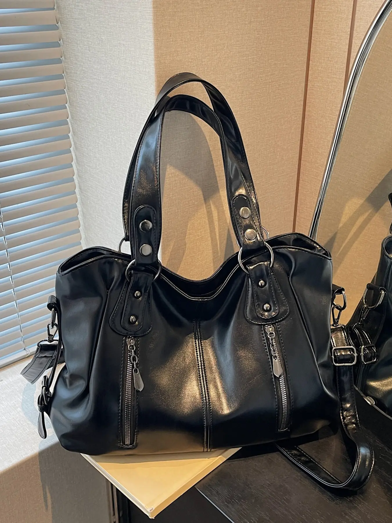 Punk style tote bag, Pu Tote Satchel, with external zipper pocket design, large capacity shoulder crossbody bag, can accommodate files and tablets, suitable for commuting and shopping, PU Leather Shoulder Bags, Trendy commuting bag, Commuter bags