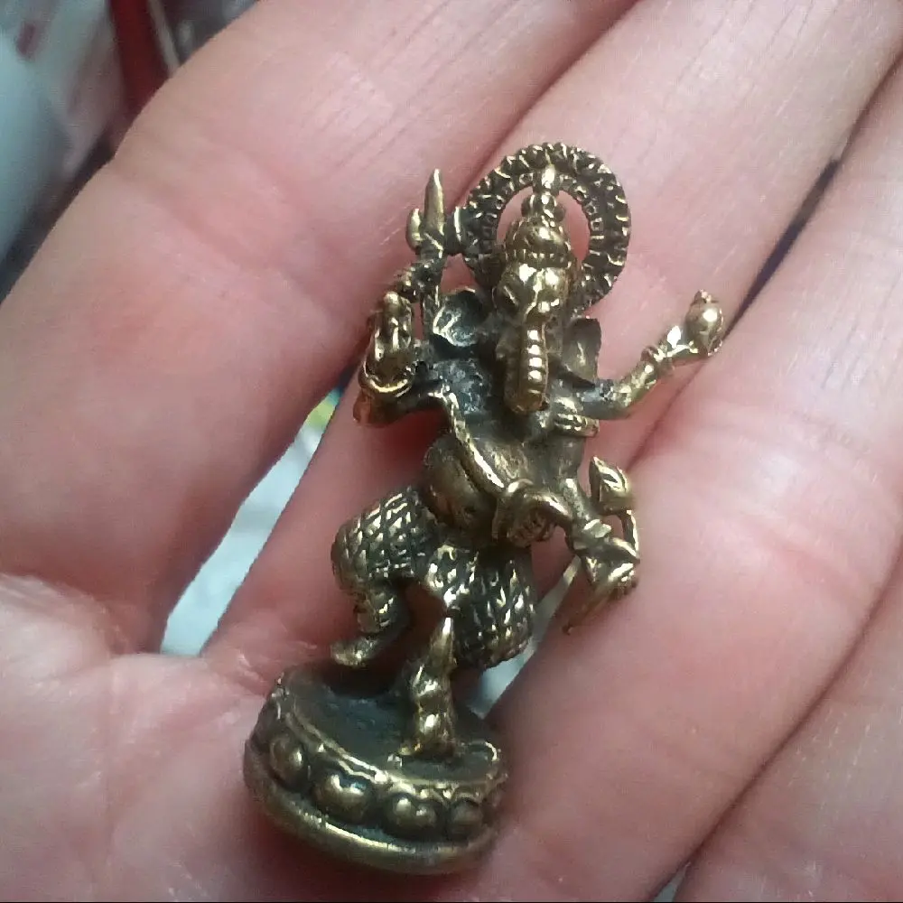 Brass metal Ganesh statue 1.4" Religious