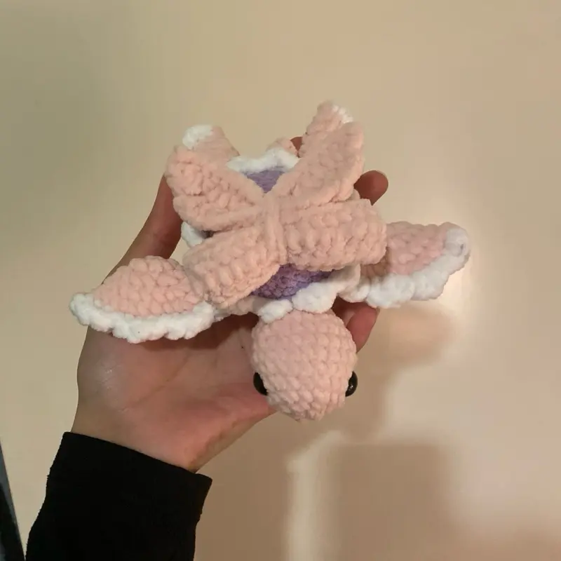 Mini bow crochet turtle