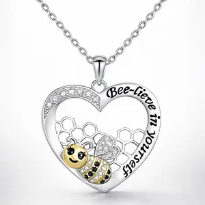 Bee Hive Heart Pendant Color-blocked Necklace - Quiet Luxury Trendy It Girl Ins Aesthetic Romantic Inspirational Statement Jewelry Accessories for Women Valentines Gifts for gf