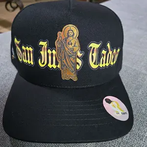 Gorra san judas , color obscuro  ajustable de algodón  marca kamel
