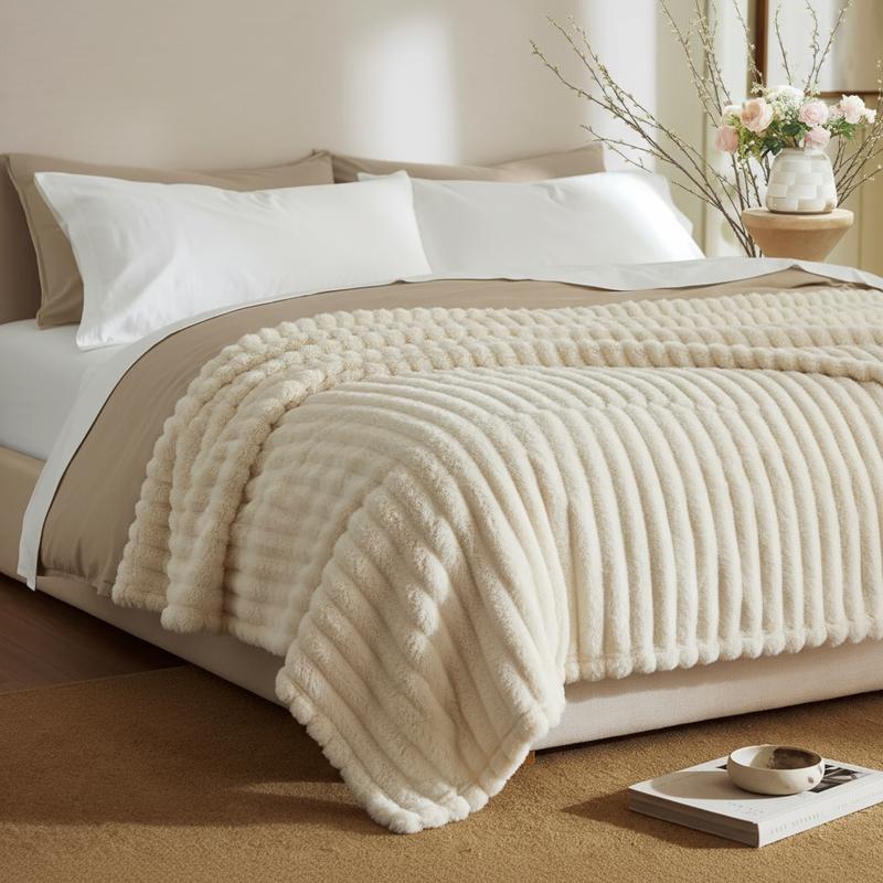 Yoofoss Fleece Blanket for Couch, Ultra Soft & Warm Fluffy Fur Luxurious Striped Plush Gift Blankets for Family Sofa Chair Bed Living Room Bedroom