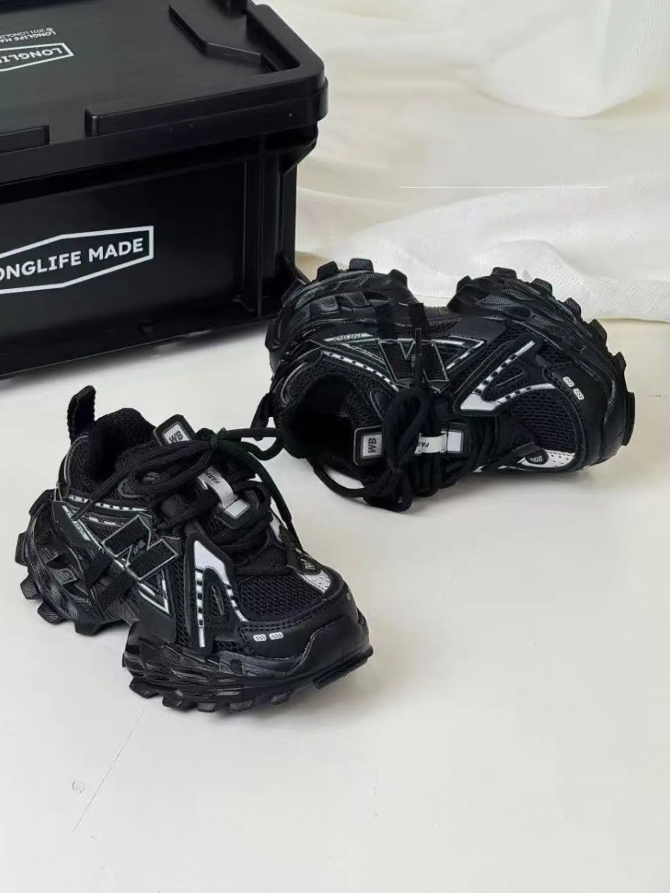 2026 New Trendy Girls' Dad Shoes, Breathable Mesh Upper with Velcro Closure, Dual Laces Design, Thick Anti-Slip Soft Sole, Casual Sport Sneakers