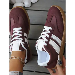 Women's Wine Colorblock Striped Casual Shoes, Retro Style Low Top Lace-Up Flats, Round Toe Comfortable Athletic Footwear for Spring & Fall