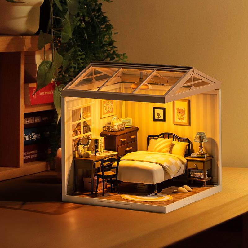 Rolife Sweet Dream Bedroom DIY Plastic Miniature House DW009