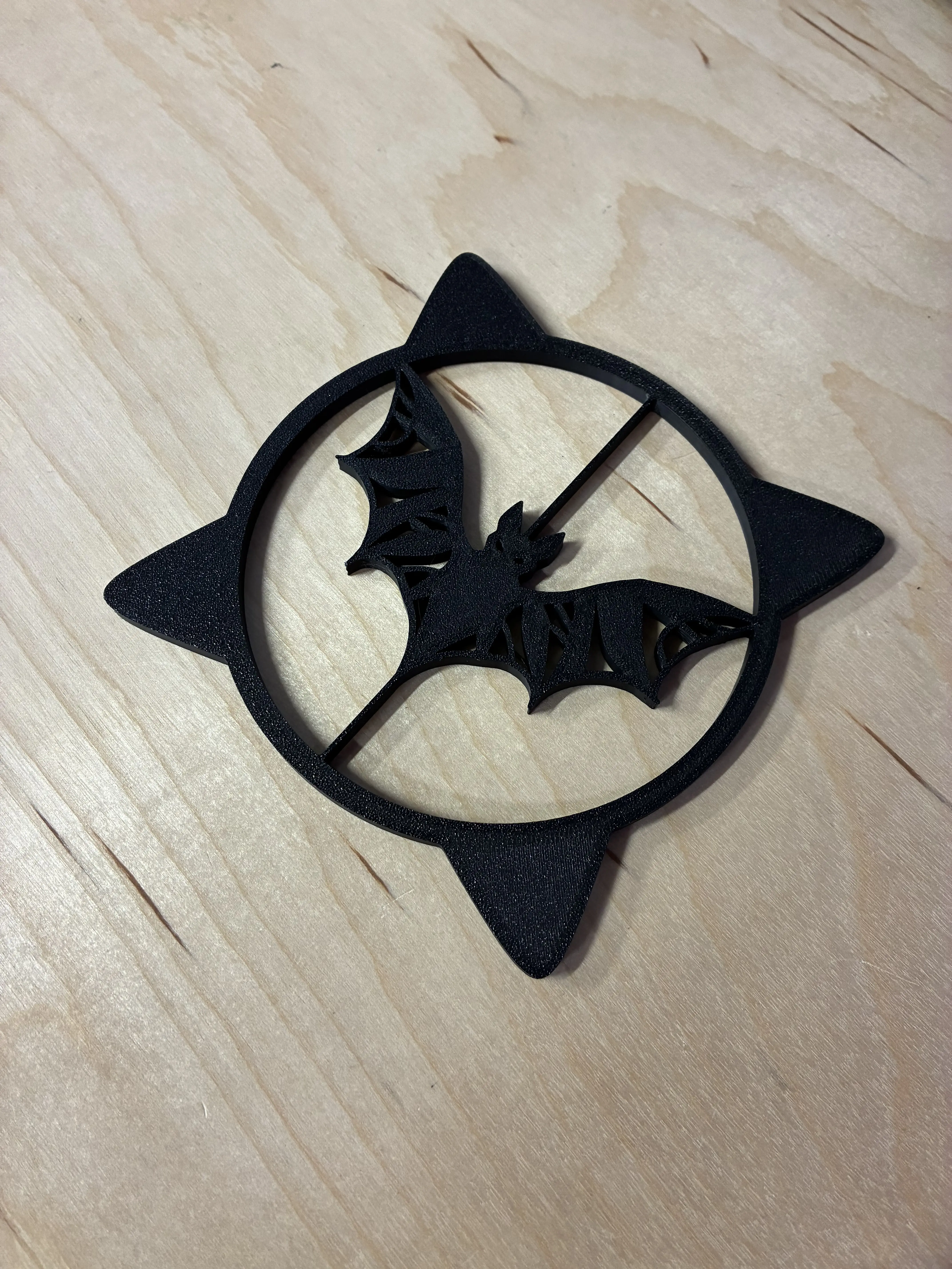 Bat- Magnetic 3D-Printed Fan Covers
