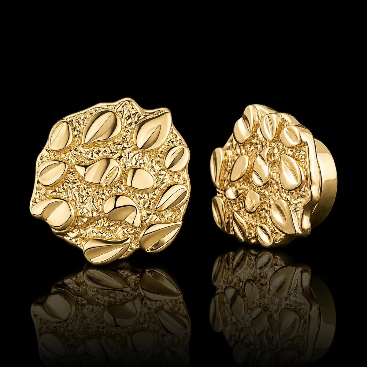 Nugget Magnetic Earring in Gold, 14K Gold Plated Magnetic Earrings for Women Men Hypoallergenic, Non Piercing Clip on Fake Earrings