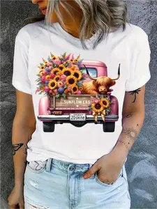 Wo Funny Scottish Cow and Sunflowers Farm T-Shirt - Highland Cattle Sitting in Pink Pickup Truck Print, Soft Round Neck Casual Summer Tee for Scottish Cow Lovers, Scottish Heritage Apparel, Birthday or Valentine's Gift Idea, Vibrant Floral Design