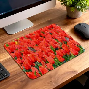 Red Tulips Mouse Pad, Non-Slip Base & Stitched Edges, Medium Size Desk Mat for Precise Control - Office & Gaming Mousepad