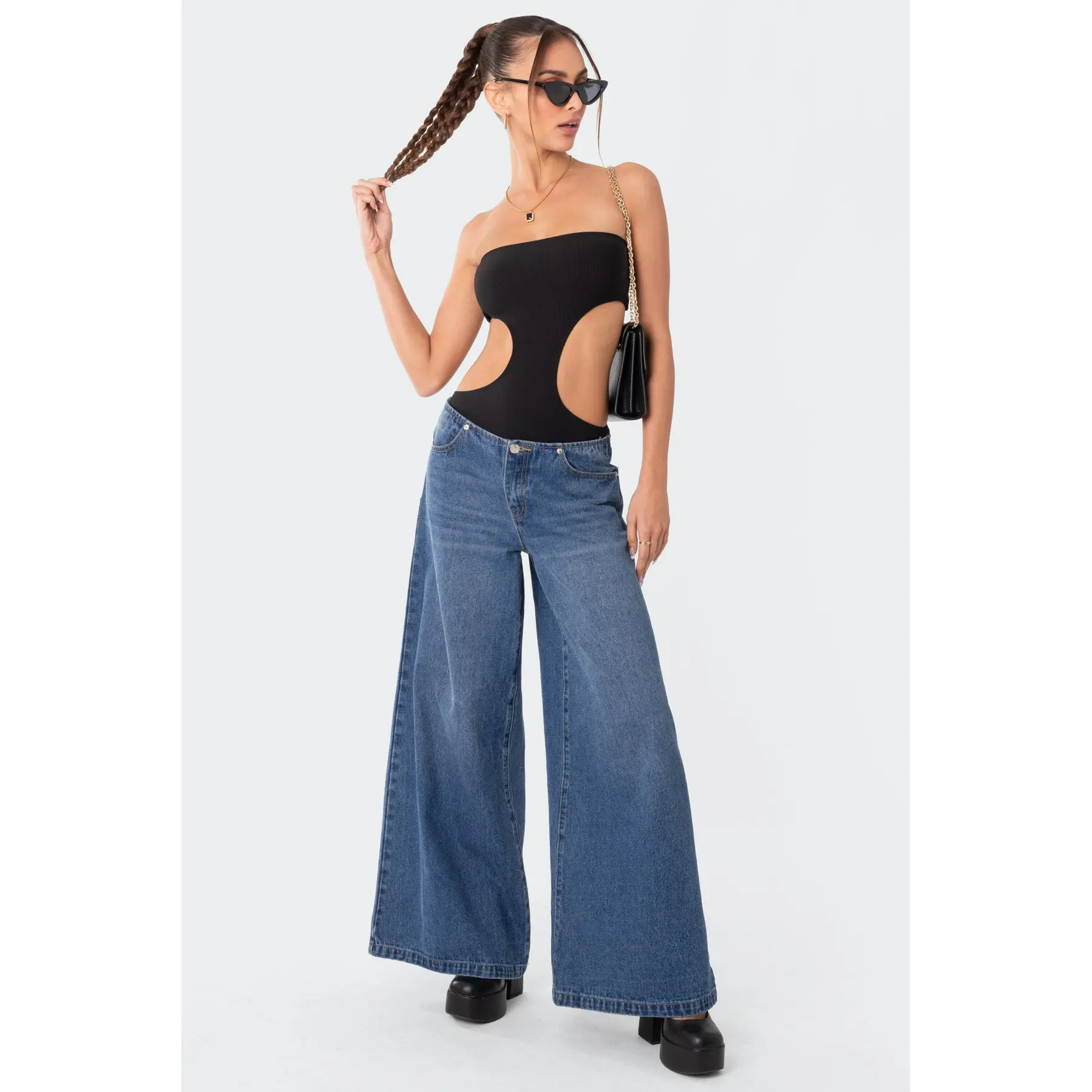 Vivie Ribbed Cut Out Bodysuit