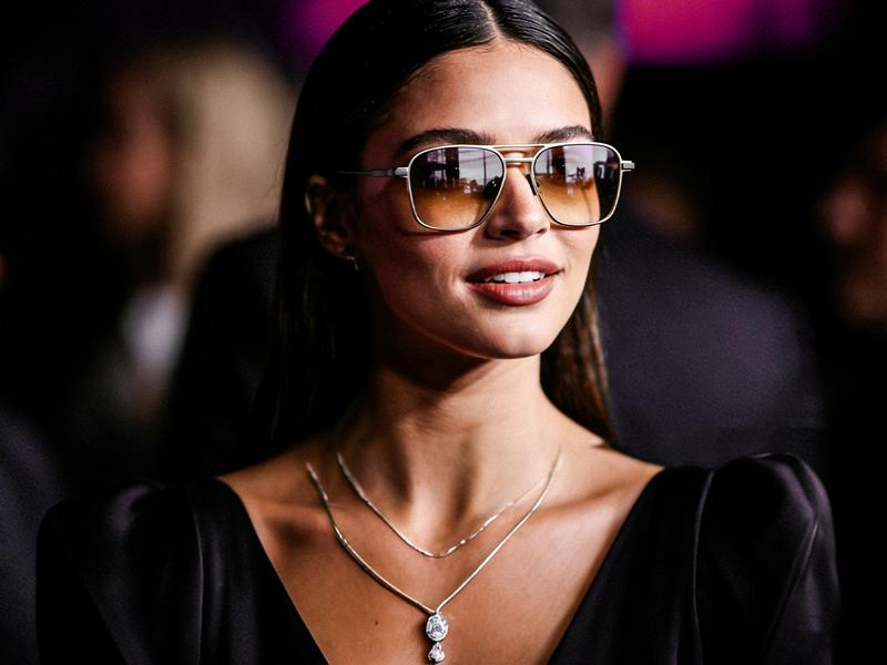 SUNGAIT Polarized Retro Square Aviator Sunglasses for Men Women UV400 Protection Vintage Metal Frame Travel Driving Beach Daily Eyewear Outdoor SGT745