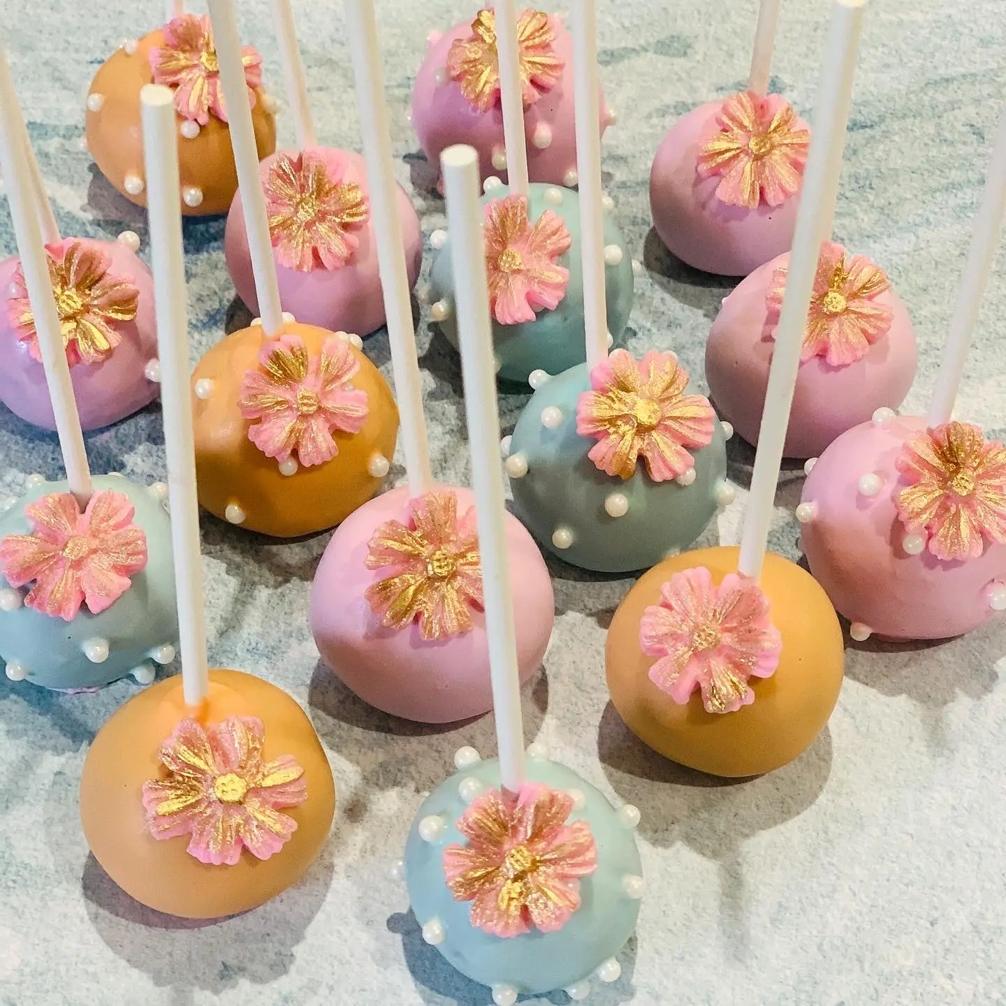 Flower Cake Pops
