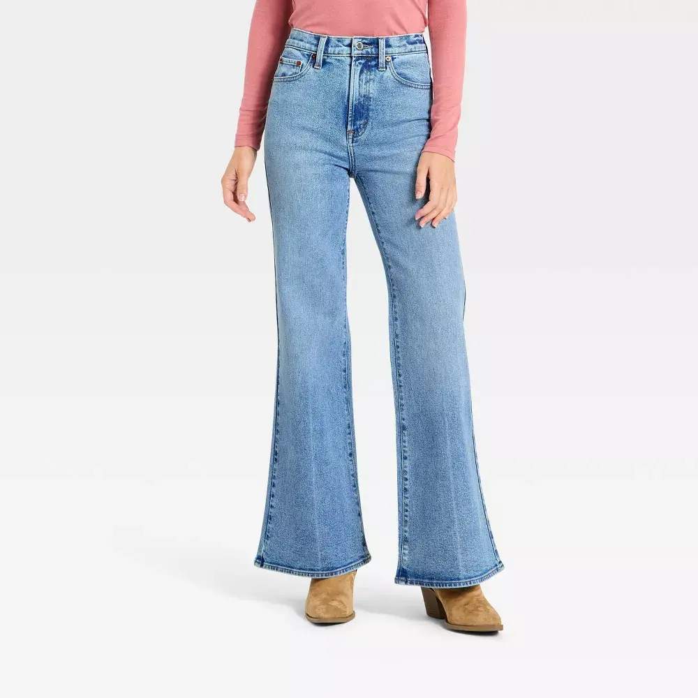 Women's Highest-Rise 70's Vintage Flare Jeans - Spandex Bottoms with Button, Zipper Closure - Universal
