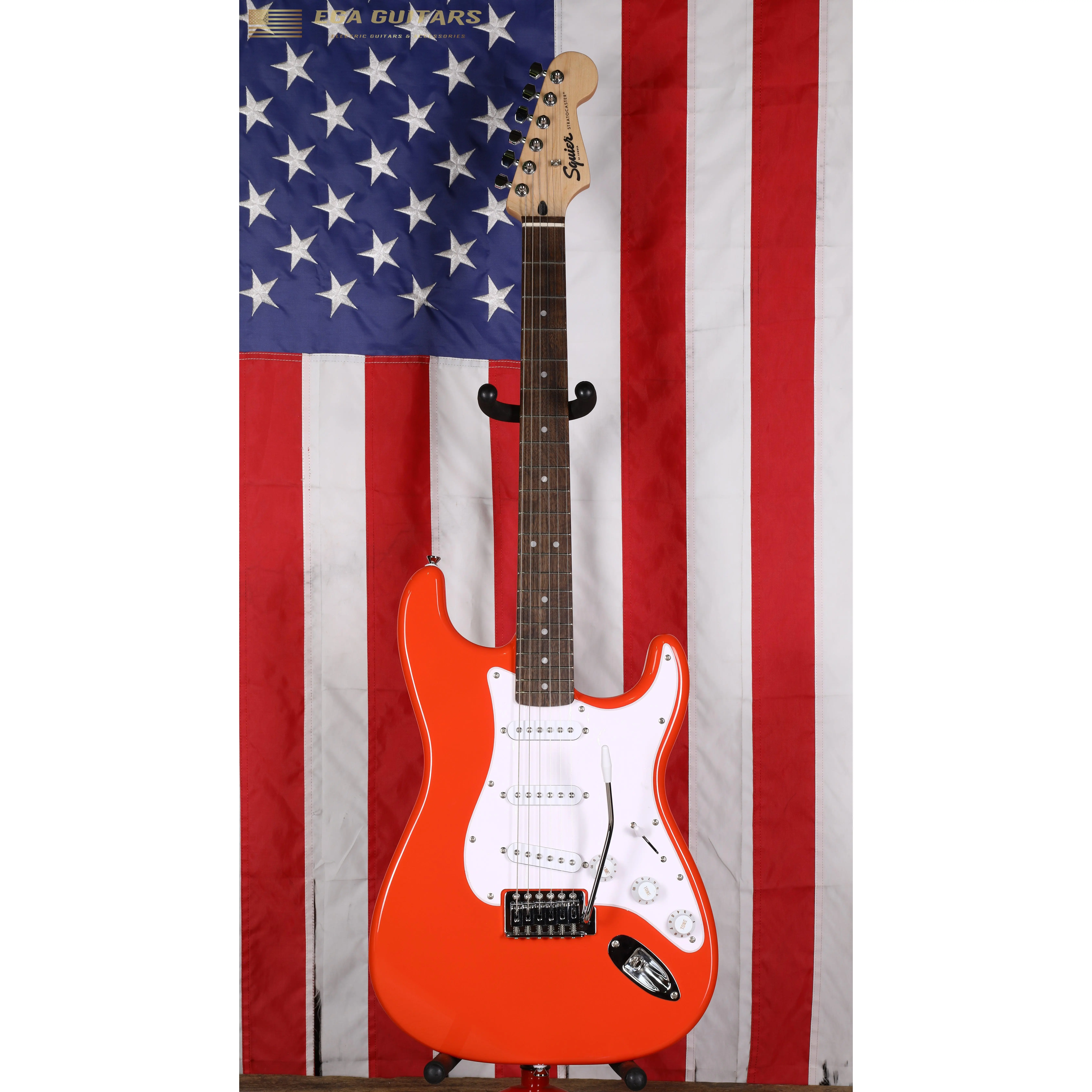 Squier Limited Edition Sonic® Stratocaster® - Fiesta Red