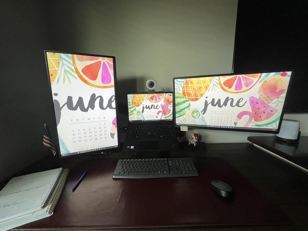 Item: Stackable Dual Monitor Arm