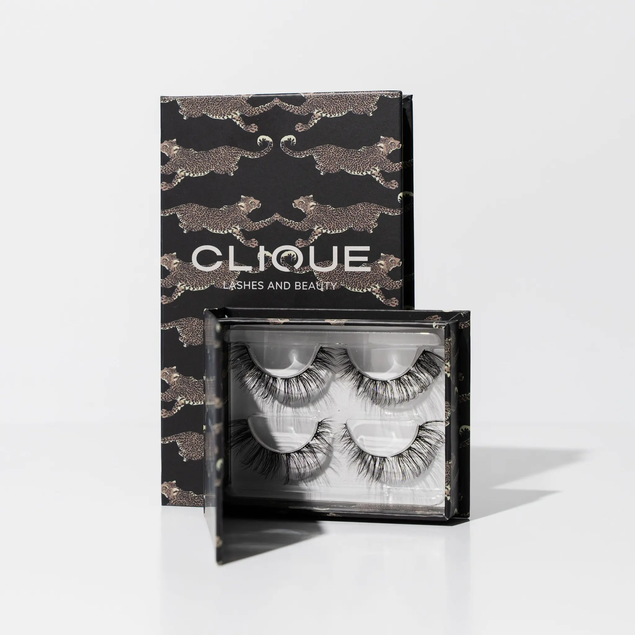 MINX | Cat Eye DIY Lash Extensions | At-Home Lash Clusters