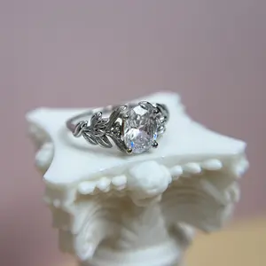 Oval Solitaire Ring Sterling Silver, Vintage Leaf Engagement Ring, Nature Inspired Dainty Moissanite Band