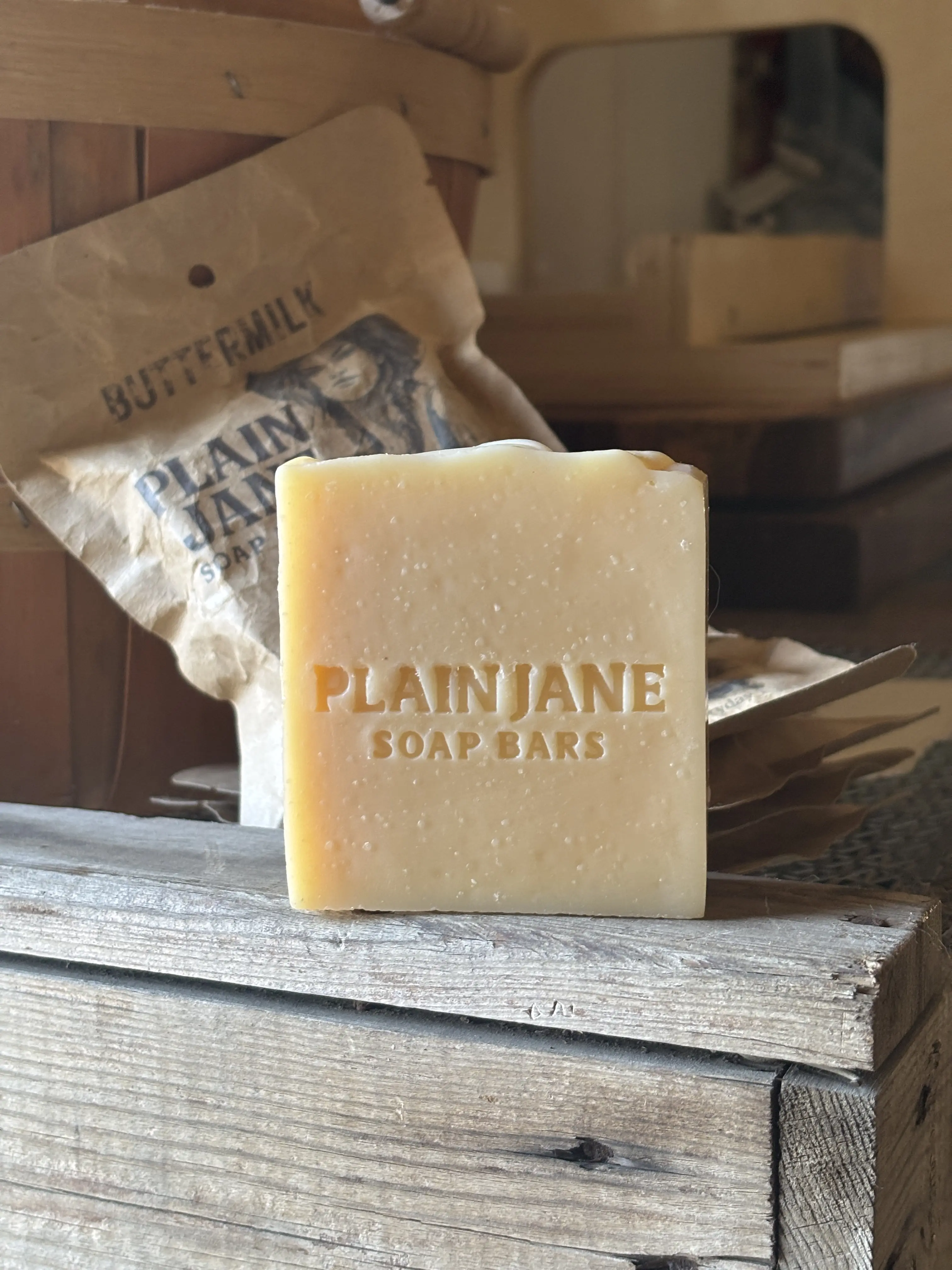 Tallow Buttermilk Soap Bar, Gentle Body Cleanser for Acne & Eczema, Nourishing Body Care with Long-Lasting Moisture