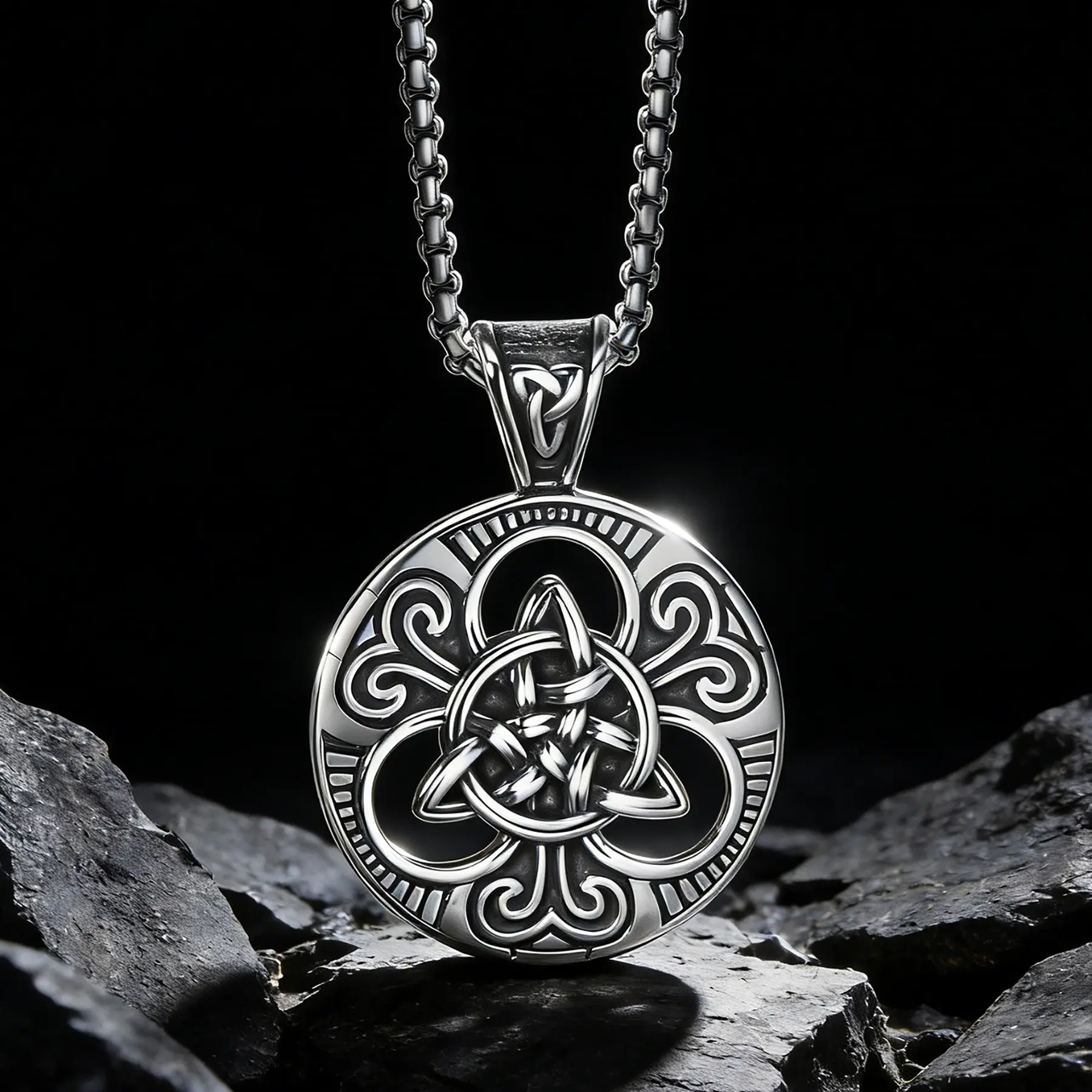 Elfasio Retro Unisex Celtic Knot Costume Jewelry Necklace, Stainless Steel Double-Sided Irish Pendant (3.7cm Width) with 22in Chain, Meaningful Gifts Good Luck Accessory, Daily, Hypoallergenic, Medieval Aesthetic, Casual, Ethnic, No Warning Applicable, Sk