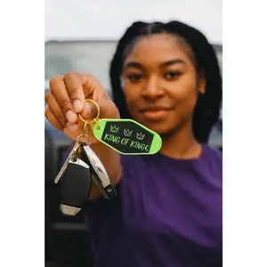 Personalized Keychain: Custom Image, Logo, or Text