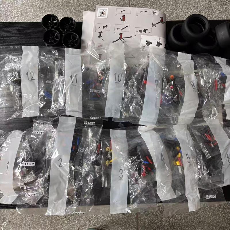 Super Car Building Kits, 1:8 MOC Building Set Sports Car Model,Collectible Scale Model Technique Car Building Blocks Set for Adults/Teens