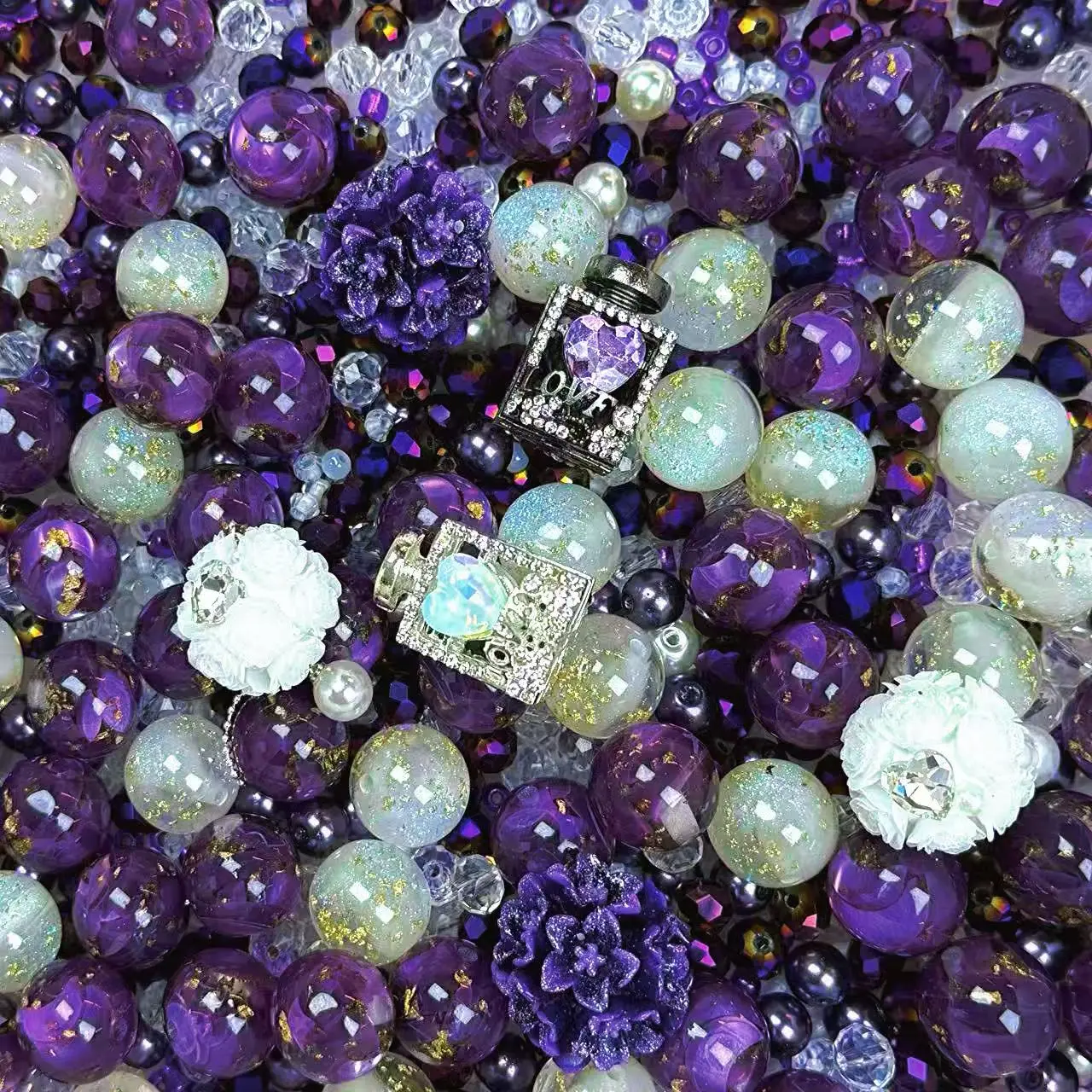 Lunar Violet Glimmer