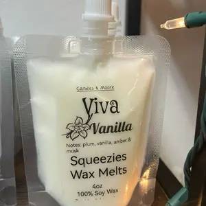 Viva Vanilla Squeeze Wax 4 oz of Premium soy wax and fragrance oil