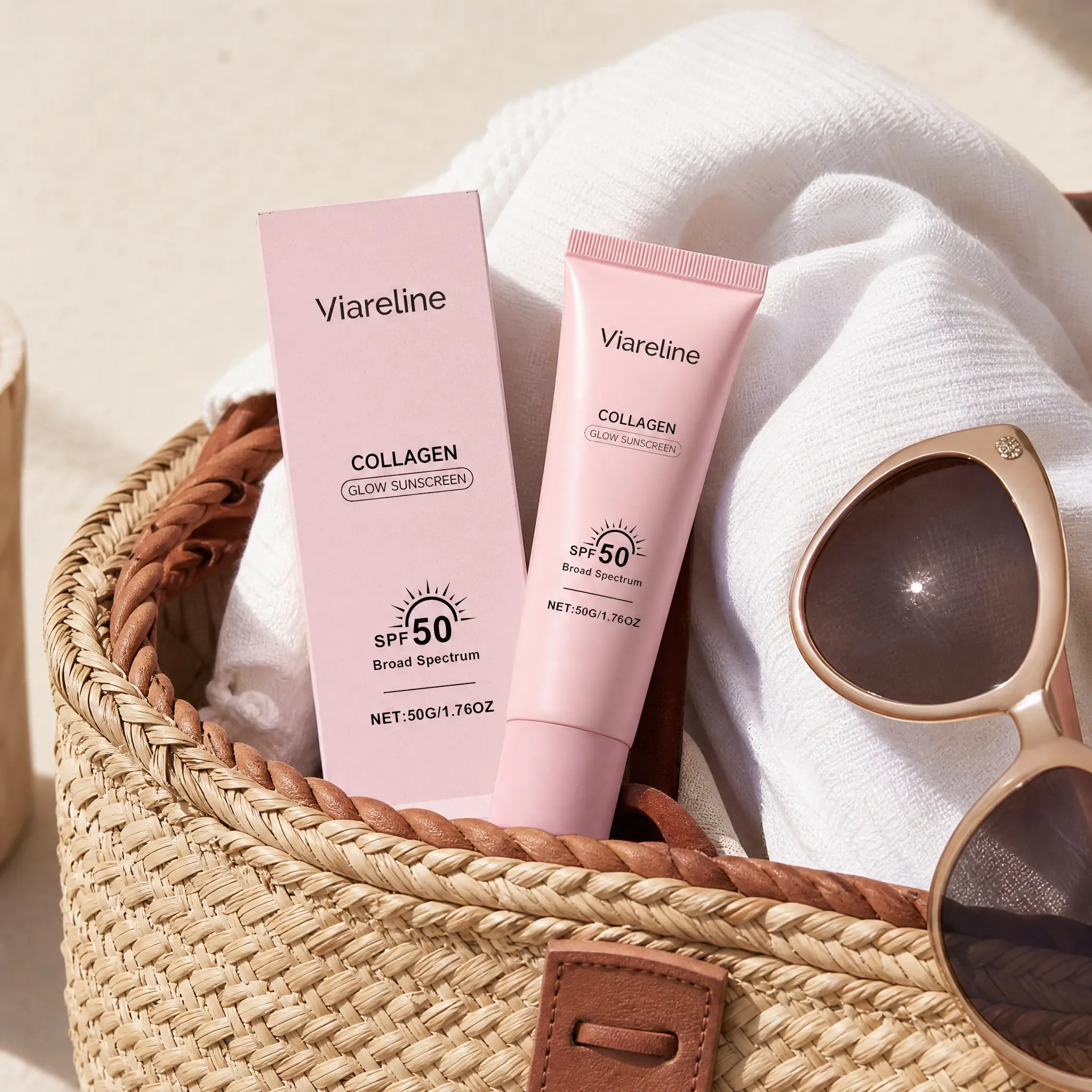Sunscreen to prevent sunburn and tanning, Universal Tinted Face Moisturizer Sunscreen, SPF 50