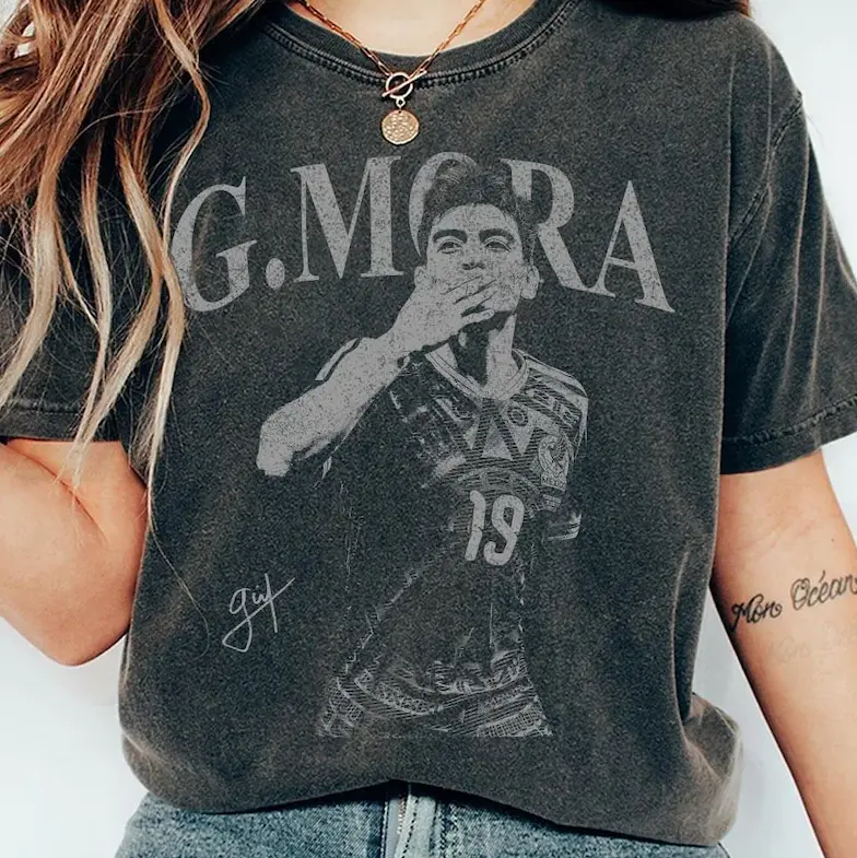 Youth and Adult Vintage Mexican Soccer Rising Star Graphic Shirt, Retro Football Tee, T Shirt Sweatshirt Hoodie, Unisex Match Day Outfit, Gifts for Men Women Teens Kids, Green Red Sports Supporter Streetwear Apparel for Casual Everyday Wear USA 2026.