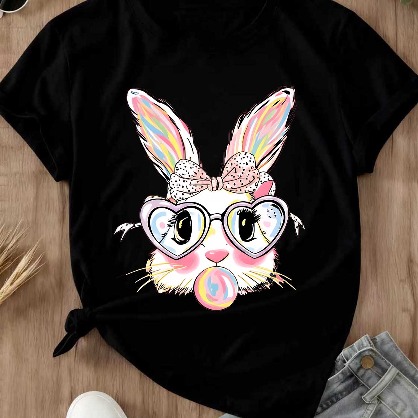 Cute Bunny Rabbit T-Shirt White Colorful Easter Bunny With Heart Glasses And Bubblegum Print For Spring And Holiday Wear