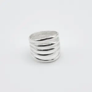 Smooth Fanned Sterling Silver Ring